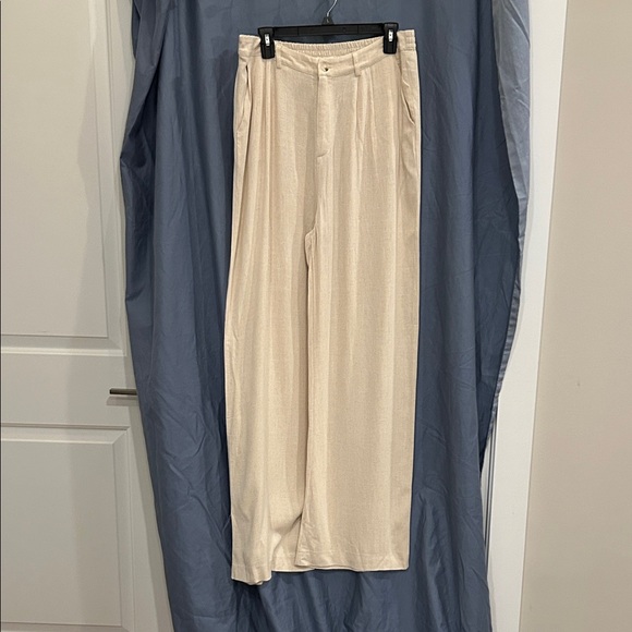 Fashion Nova Cream Pant Set - Picture 4 of 6